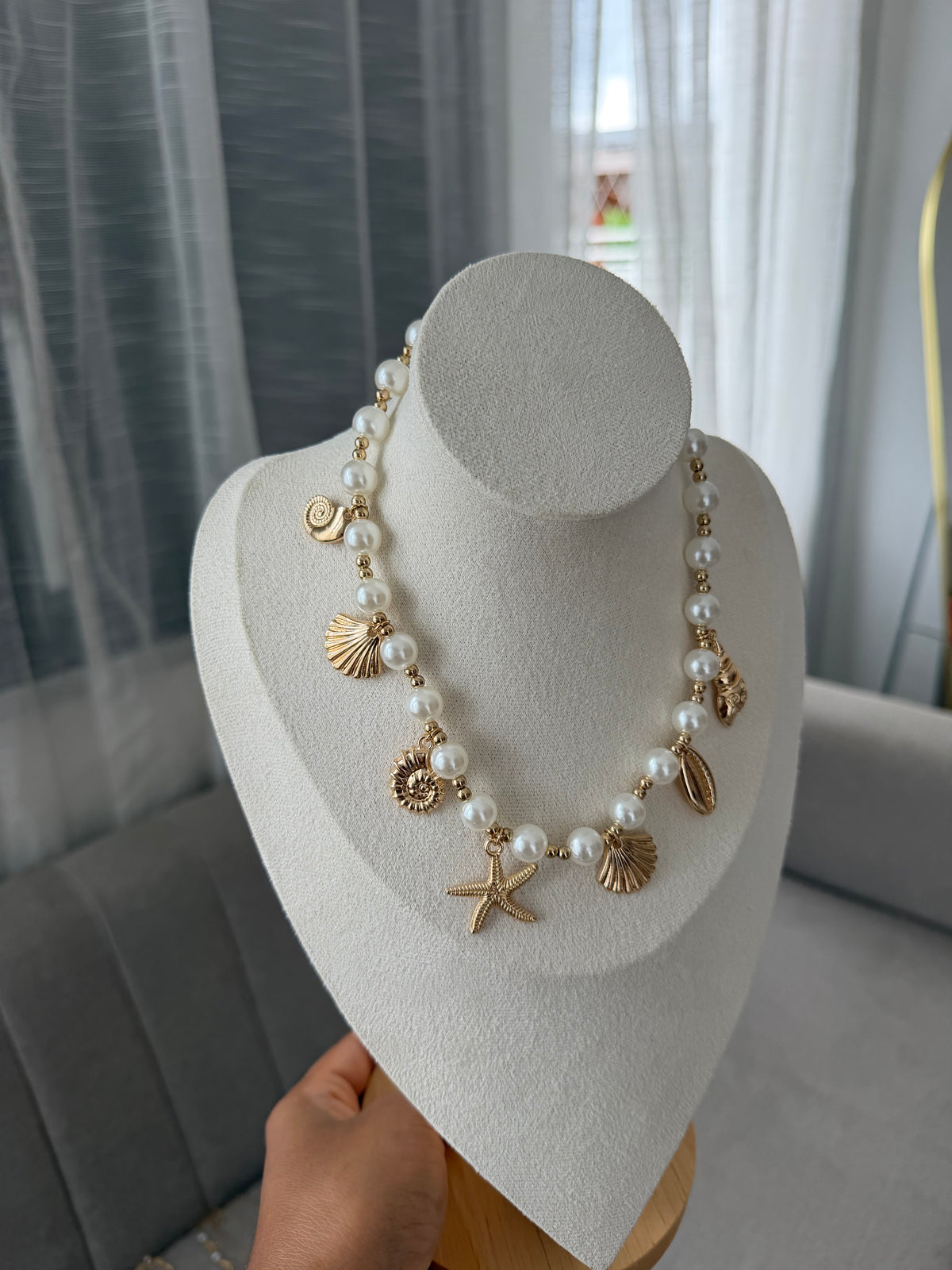 Summer Chocker