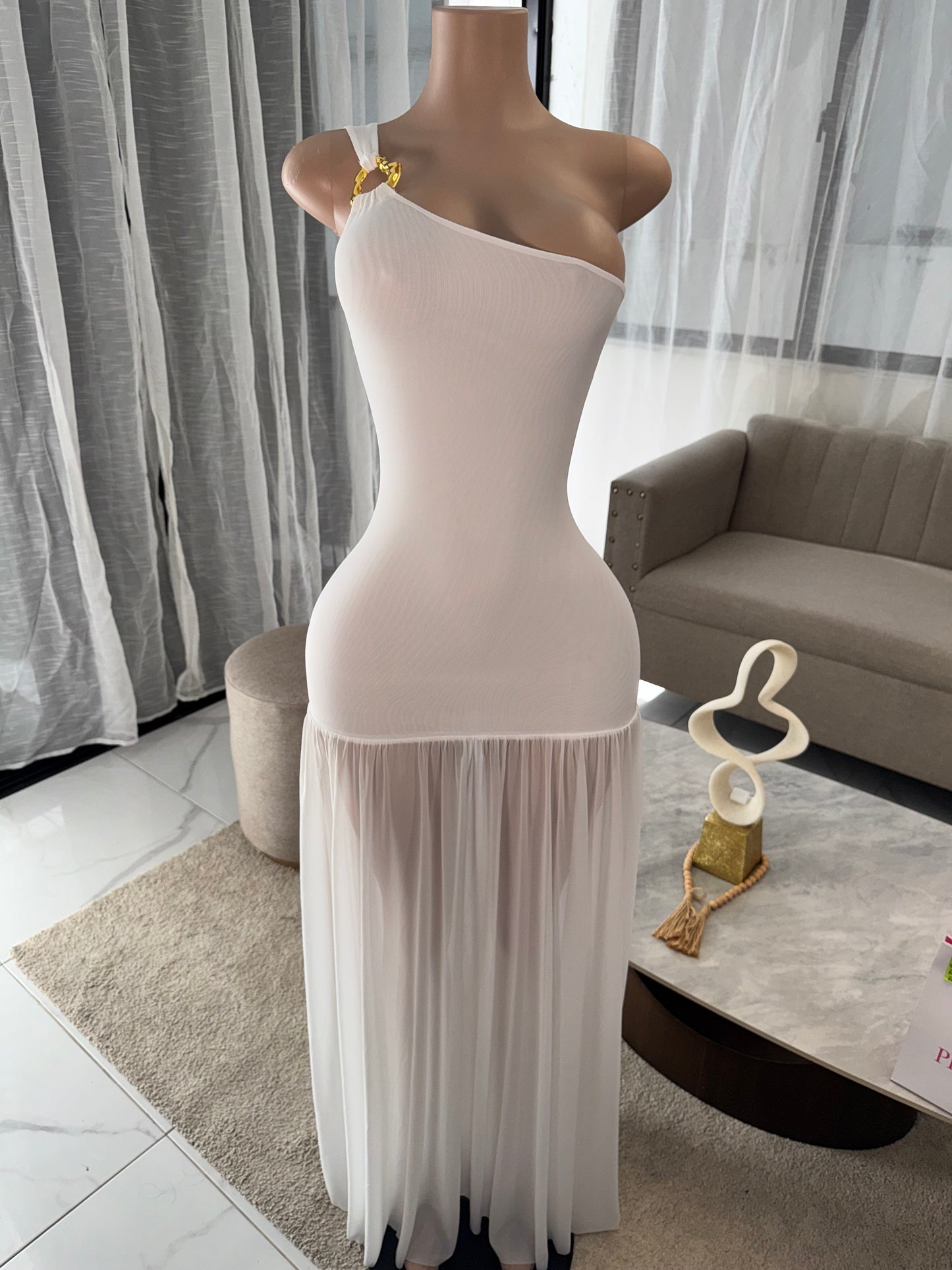 Lissa maxi dress