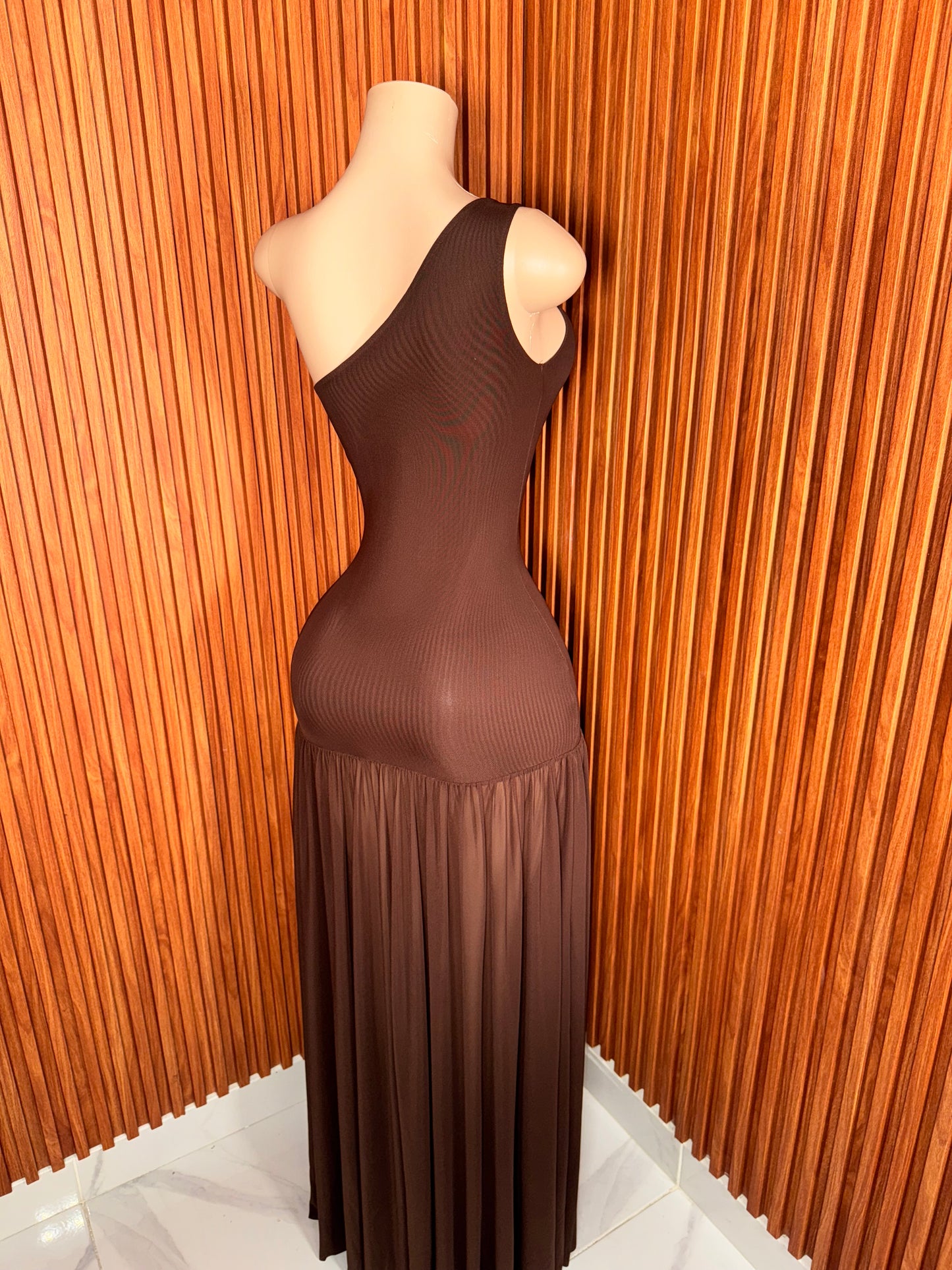 Lissa maxi dress