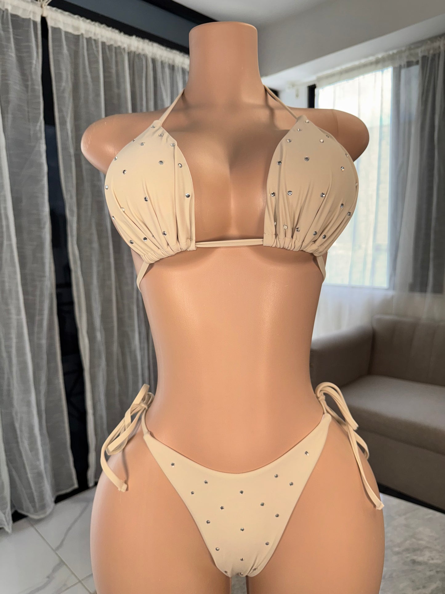 Jen pearls kini