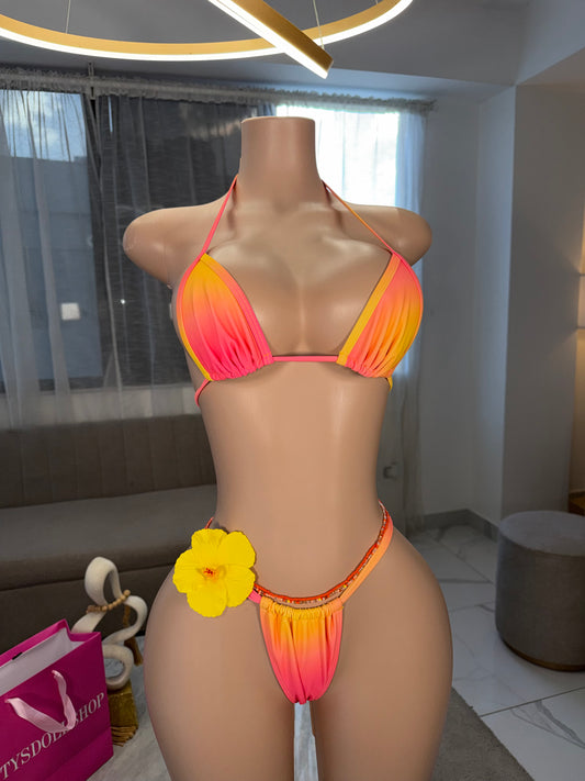 Micro bikini bronzer